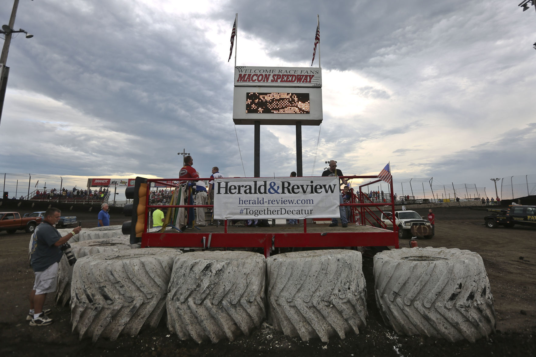 HR 100 36 07.05.18.JPG